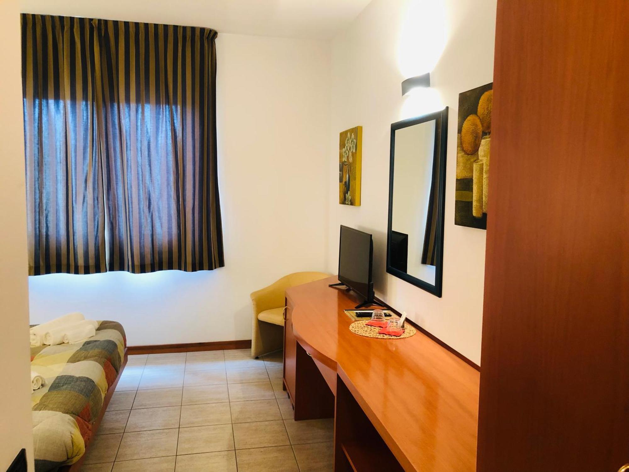 Hotel Softwood Recanati Exterior photo