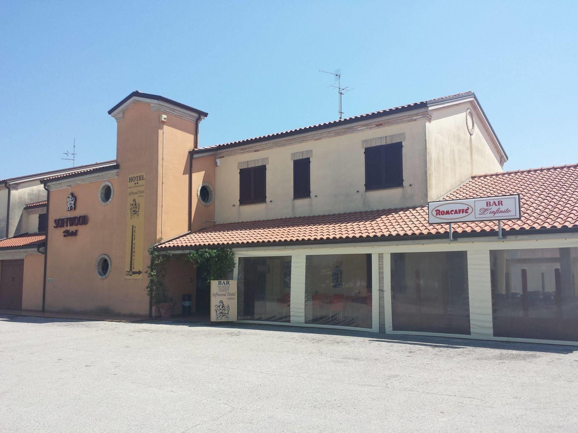 Hotel Softwood Recanati Exterior photo