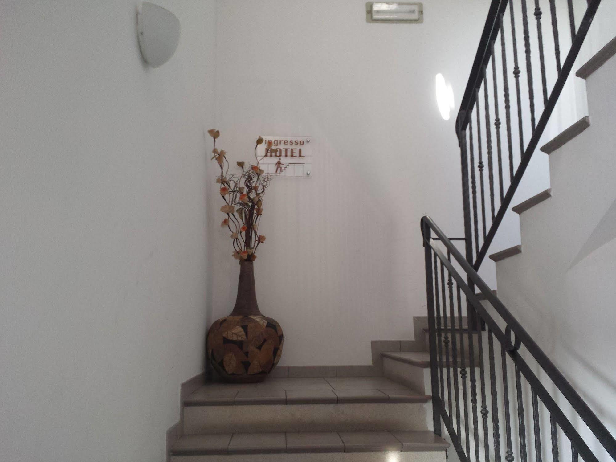 Hotel Softwood Recanati Exterior photo